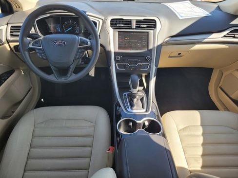 Used 2016 Ford Fusion SE image 14