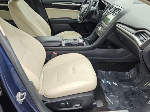 Used 2018 Ford Fusion Energi Titanium image 17