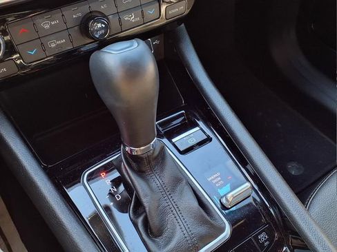 Used 2023 Jeep Compass Limited image 20