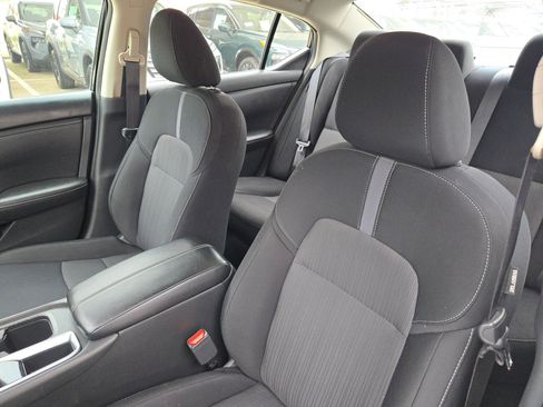 Certified 2023 Nissan Sentra SV w/ All-Weather Package FWD image 9