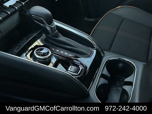 New 2026 GMC Canyon AT4 AWD/4WD image 15