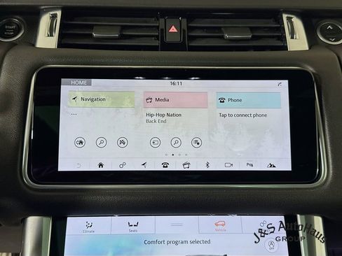 Used 2019 Land Rover Range Rover Sport SE image 17