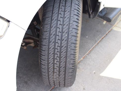 Used 2015 RAM 1500 Express image 12