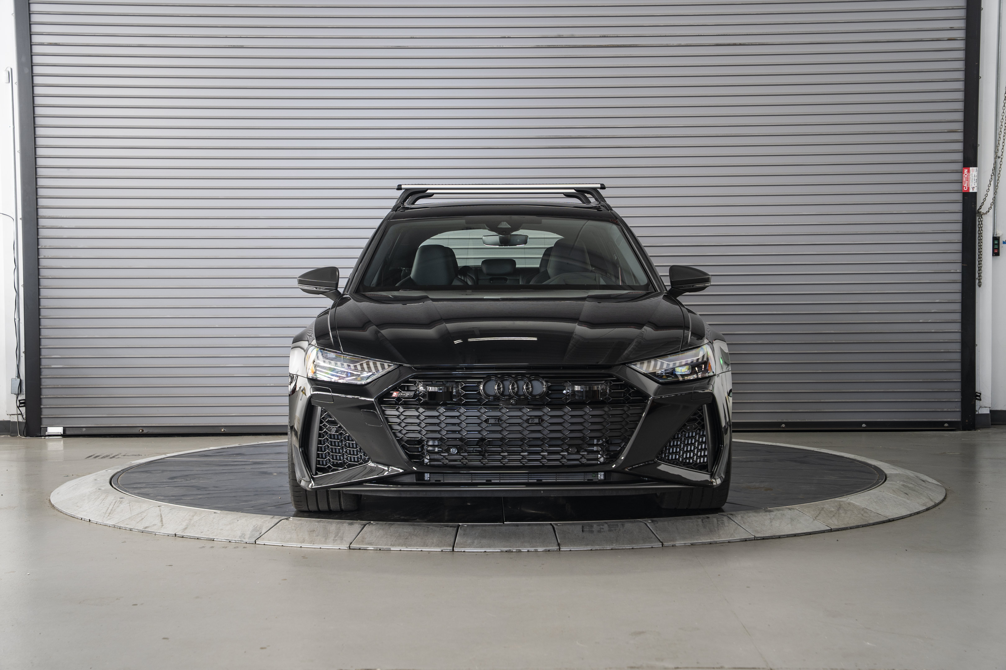 Used 2025 Audi RS 6 performance AWD/4WD image 8