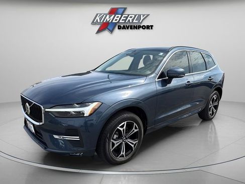 Used 2022 Volvo XC60 B5 Momentum AWD/4WD image 1