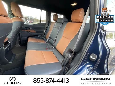 Used 2024 Lexus GX 550 w/ Cold Area Package image 13