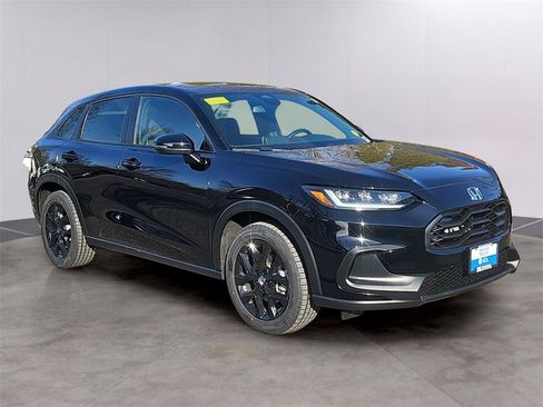 Certified 2023 Honda HR-V Sport image 3