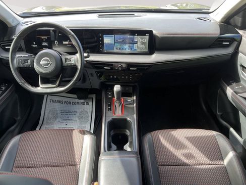 Certified 2025 Nissan Kicks SR AWD/4WD image 16