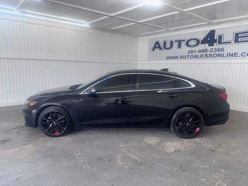 Used 2018 Chevrolet Malibu LT w/ Redline Edition FWD image 8