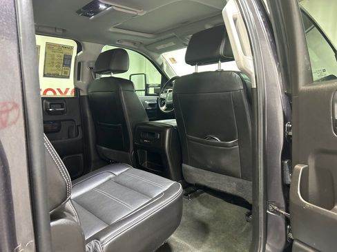 Used 2016 GMC Sierra 2500 Denali w/ Duramax Plus Package image 15