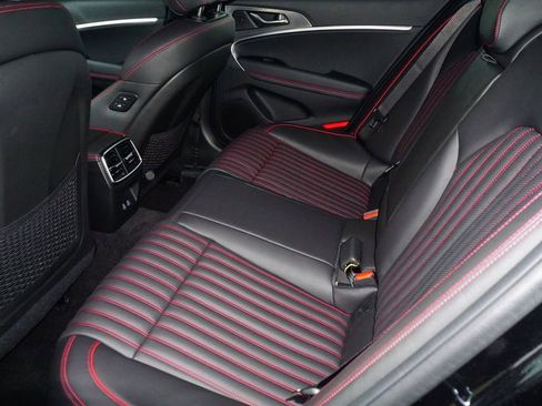 Certified 2025 Genesis G70 2.5T w/ Sport Prestige Package image 19