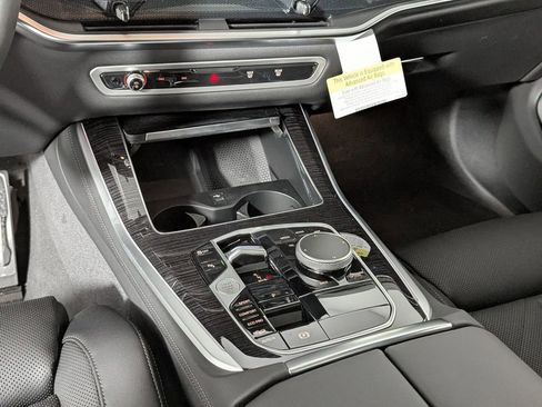 New 2026 BMW X5 xDrive40i w/ M Sport Package AWD/4WD image 27