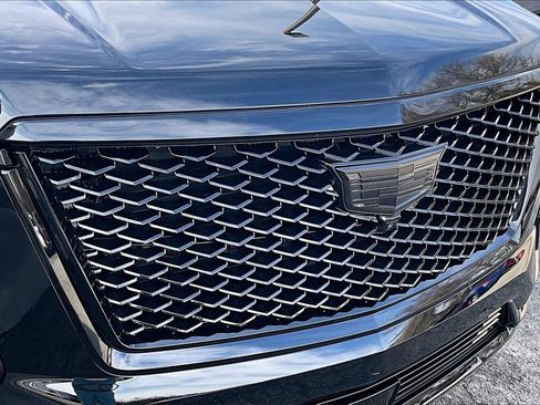 Used 2025 Cadillac Escalade ESV Sport Platinum w/ LPO, Floor Liner Package image 34