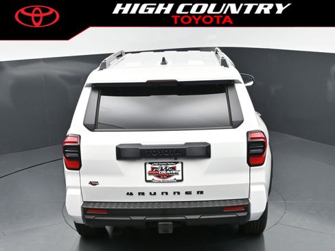 New 2026 Toyota 4Runner SR5 AWD/4WD image 31