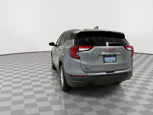 Used 2023 GMC Terrain SLE image 8