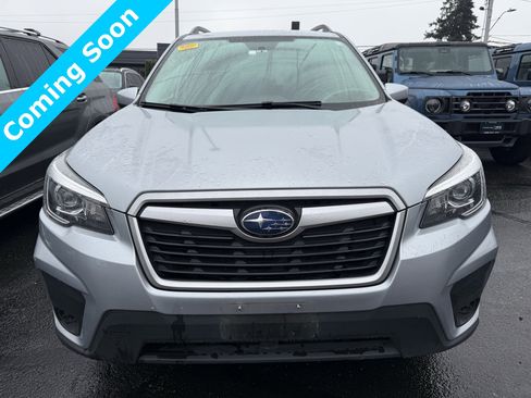 Used 2020 Subaru Forester Premium image 2
