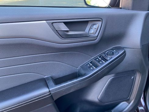 Used 2023 Ford Escape Active FWD image 25