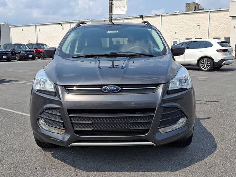 Used 2016 Ford Escape SE w/ Equipment Group 201A AWD/4WD image 2