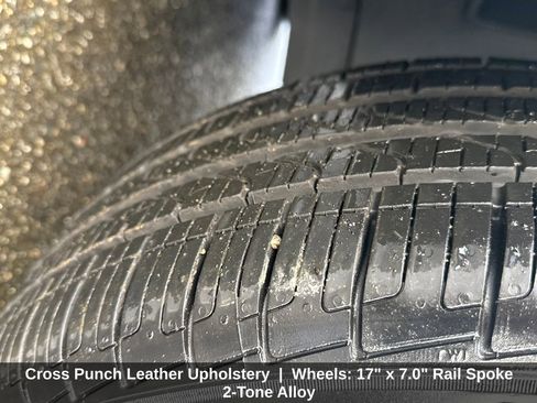 Used 2019 MINI Cooper S image 33