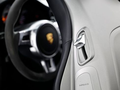 Certified 2015 Porsche 911 Carrera GTS image 29