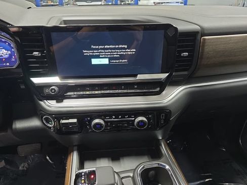 New 2026 Chevrolet Silverado 1500 High Country AWD/4WD image 22