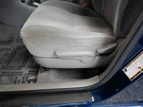 Used 2007 Toyota Corolla CE image 10