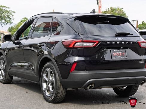 Used 2025 Ford Escape ST-Line FWD image 12