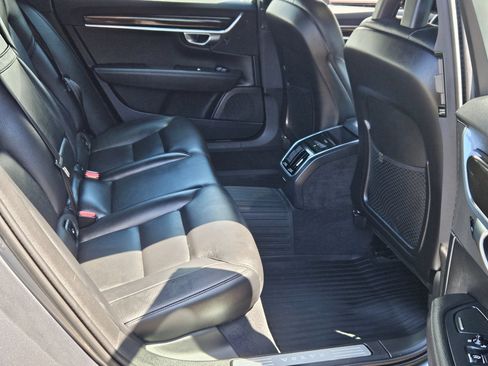 Used 2018 Volvo S90 T5 Momentum w/ Convenience Package AWD/4WD image 27