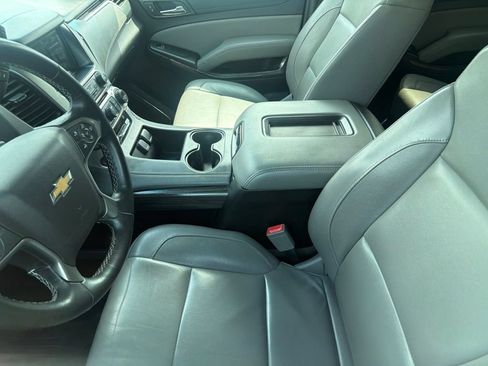 Used 2018 Chevrolet Suburban LT AWD/4WD image 3