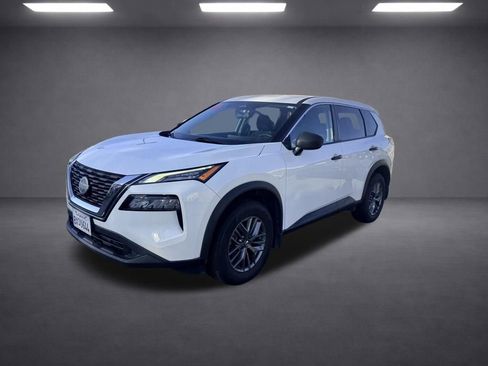 Used 2021 Nissan Rogue S FWD image 22