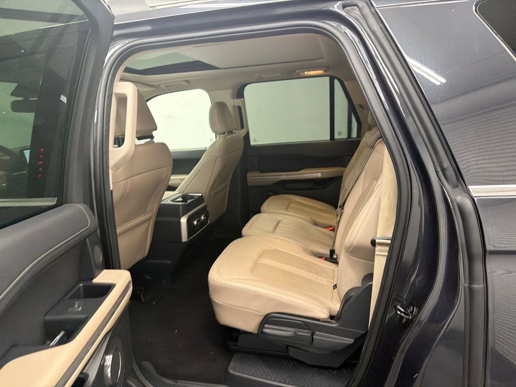 Used 2024 Ford Expedition Max Limited RWD image 22