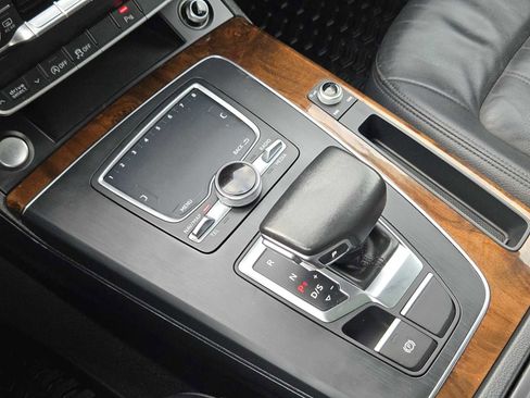 Used 2018 Audi Q5 2.0T Premium Plus w/ Premium Plus Package image 21