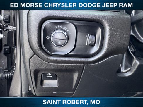 Used 2022 RAM 1500 Big Horn AWD/4WD image 23