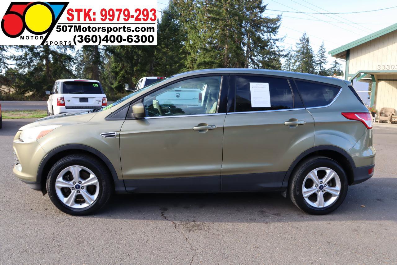 Used 2013 Ford Escape SE w/ Class II Trailer Tow Pkg AWD/4WD image 3
