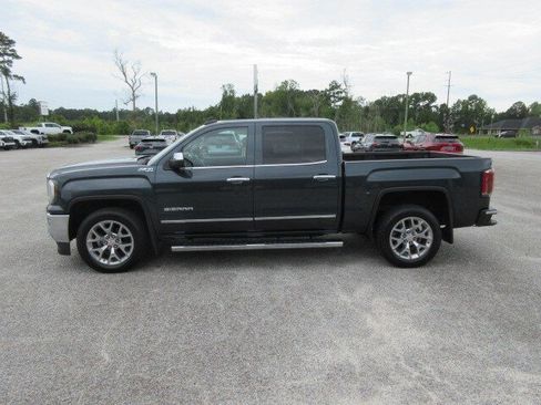 Used 2018 GMC Sierra 1500 SLT w/ SLT Premium Package AWD/4WD image 8