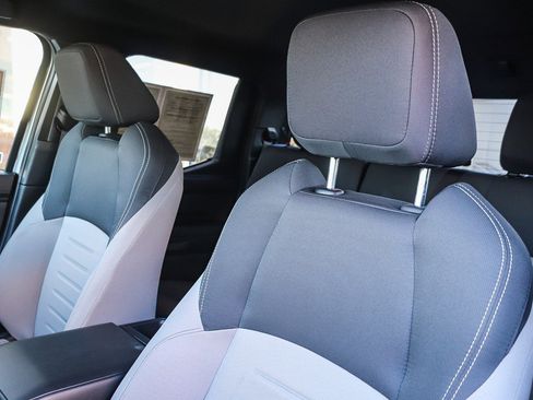 Certified 2025 Toyota Tacoma TRD Off-Road image 24