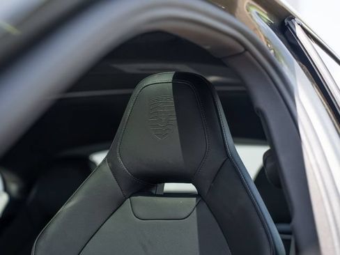 Certified 2025 Porsche Panamera 4 AWD/4WD image 19