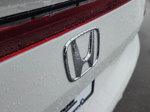 Certified 2025 Honda Civic Sport image 30