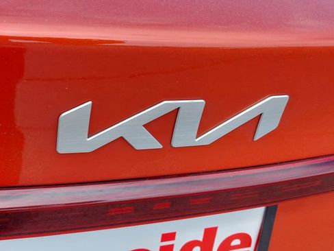 Used 2023 Kia Forte LXS image 29