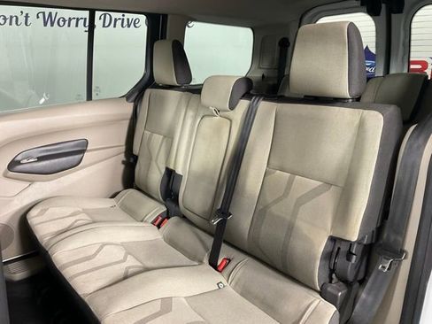 Used 2014 Ford Transit Connect XLT image 16