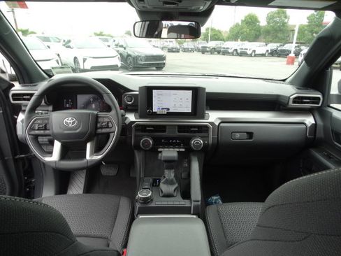 New 2026 Toyota 4Runner SR5 image 15