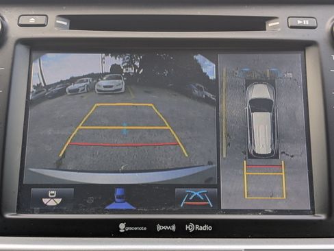 Used 2018 Toyota Highlander Limited Platinum FWD image 27