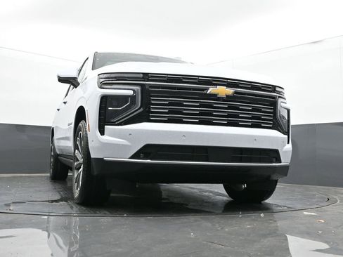 New 2026 Chevrolet Suburban High Country image 50
