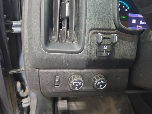 Used 2021 Chevrolet Colorado LT w/ Safety Package AWD/4WD image 13
