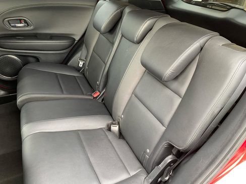 Used 2017 Honda HR-V EX-L image 7
