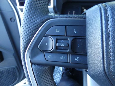 Used 2025 Toyota Tacoma SR5 image 64