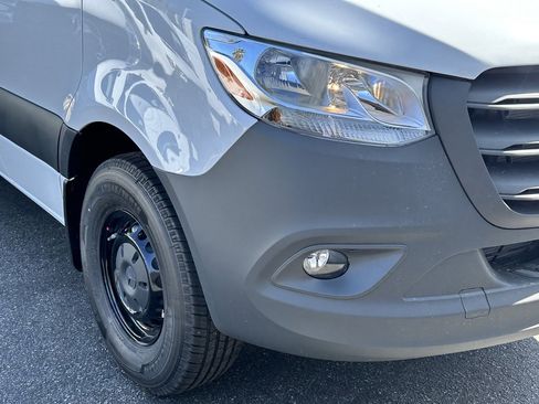 New 2025 Mercedes-Benz Sprinter 2500 image 4