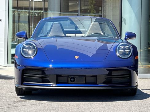 Used 2025 Porsche 911 Carrera RWD image 11