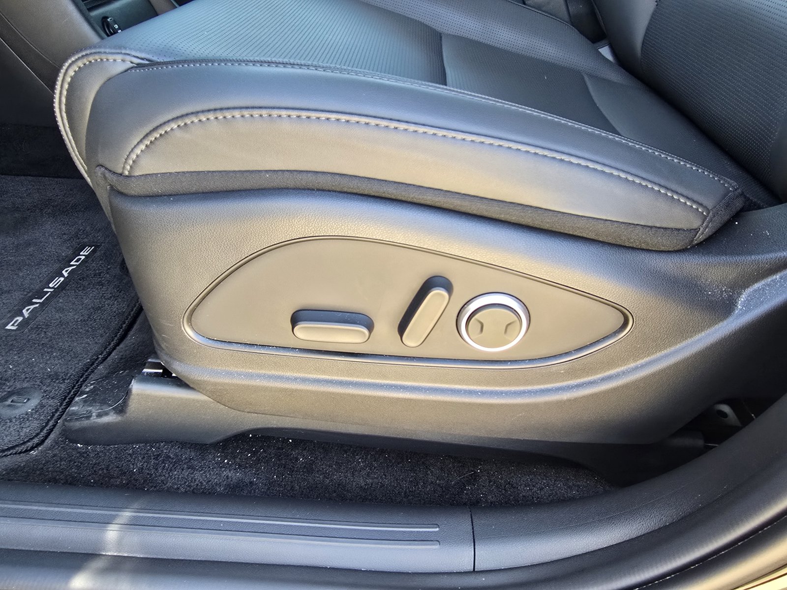 Used 2026 Hyundai Palisade SEL AWD/4WD image 18