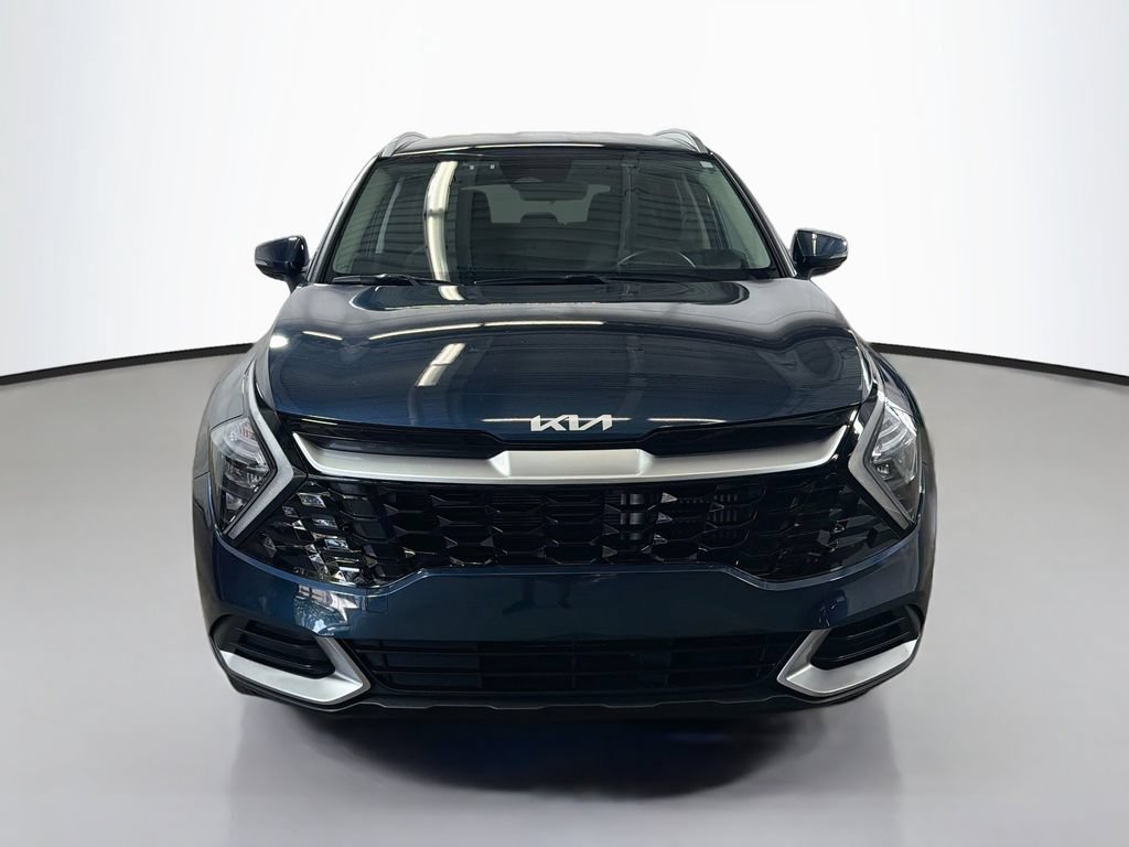 Used 2023 Kia Sportage EX AWD/4WD image 2